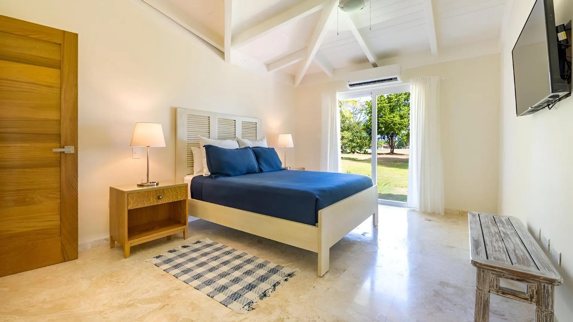 Hermosa Villa En Alquiler En Casa De Campo Con Vista Al Campo De Golf La Romana